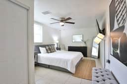 HotTub Retreat w/ Big Private Fenced Yard by Beach