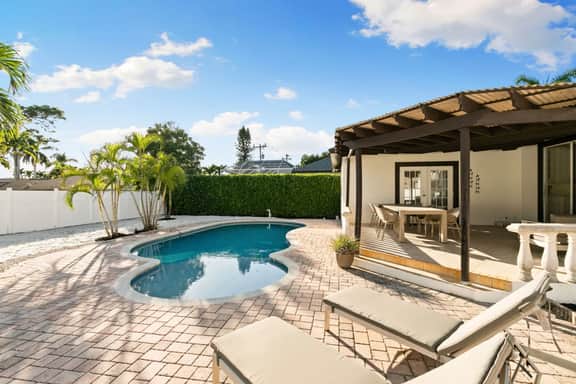 Amazing 4 bed 3 bath Marco Island home w/ Heated Pool