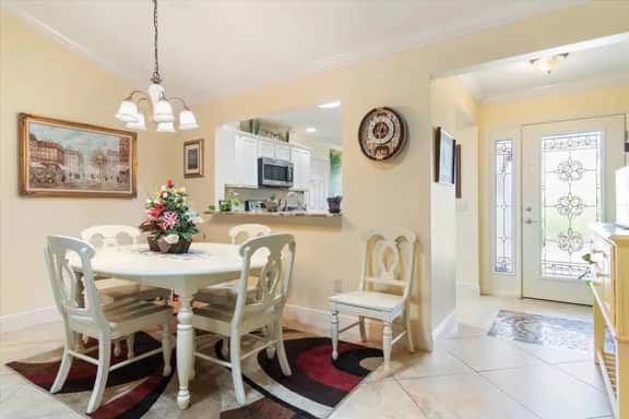 The Villages: Sumter Landing w/ lanai, patio!