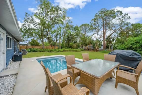 Remodel Home w/ Heated pool, patio & gas grill