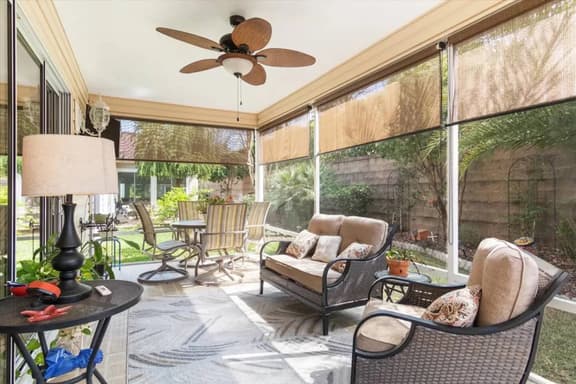 The Villages: Sumter Landing w/ lanai, patio!